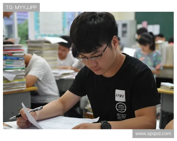 穷学生陪学习好的学生玩游戏后，成绩和心态发生了怎样的变化